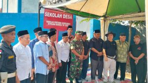 PEMBANGUNAN MONUMEN TUGU SEKOLAH BUNG KARNO DI PLOSO JOMBANG, SEJARAH SEKOLAH TEMPAT BUNG KARNO BELAJAR MENULIS MEMBACA BERHITUNG PERTAMA KALI