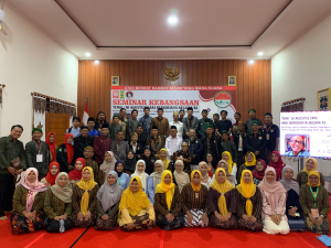 SEMINAR KEBANGSAAN "18 AGUSTUS HARI BERDIRINYA NKRI" DI PESANTREN JATI DIRI BANGSA MERAJUT PERDAMAIAN NUSANTARA KEDIRI INDONESIA